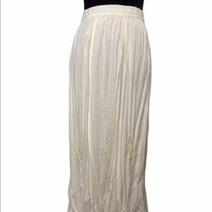 Cottagecore ivory maxi skirt 14 rayon made India
